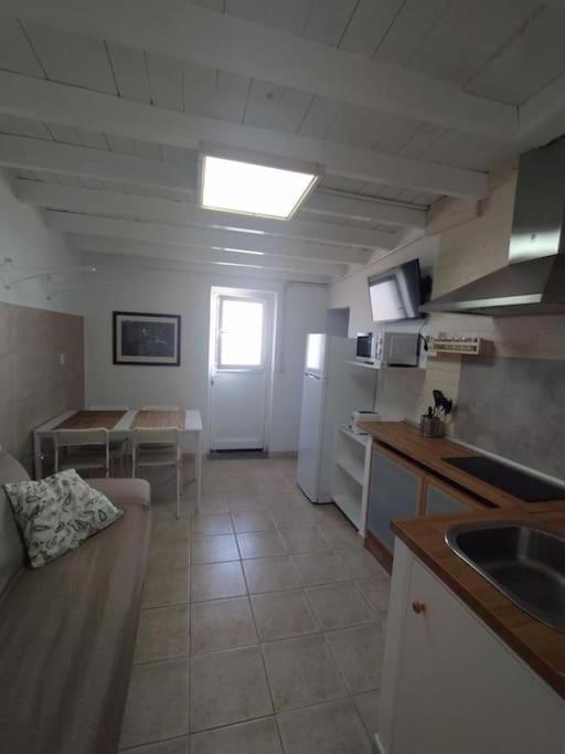 Famara, Apto. En Zona Tranquila A 200M Del Mar. Daire Dış mekan fotoğraf